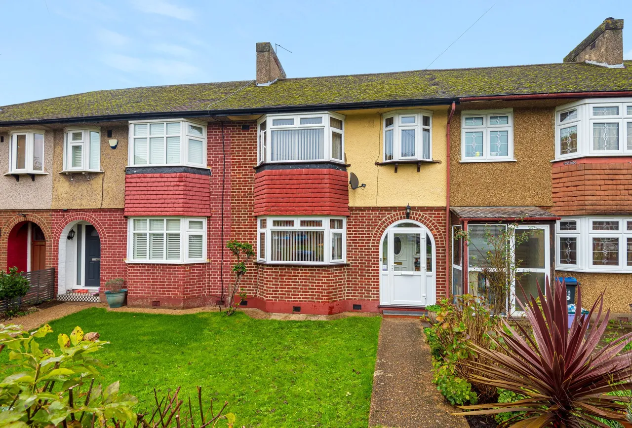 Thurleston Avenue, Morden, SM4 4BW, photo 2