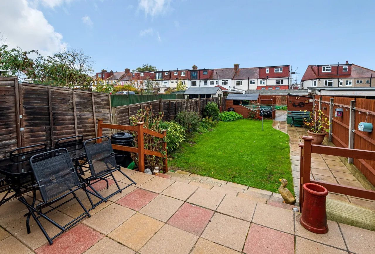 Thurleston Avenue, Morden, SM4 4BW, photo 4