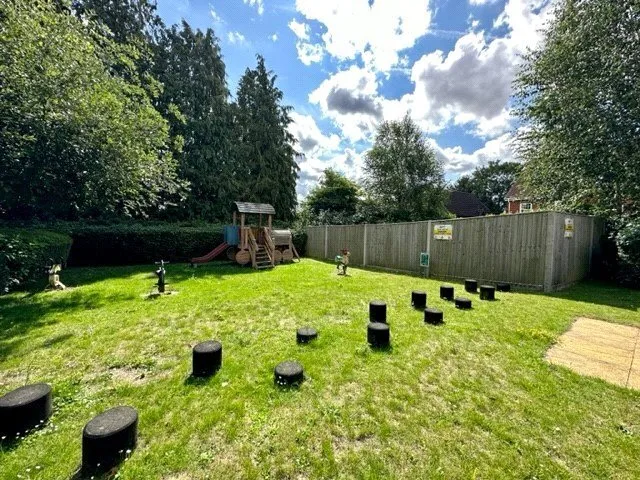 Sutton Park Road, Sutton Scotney, SO21, photo 7