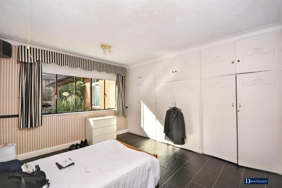 Heath Drive, Exhibition Estate, RM2, photo 9