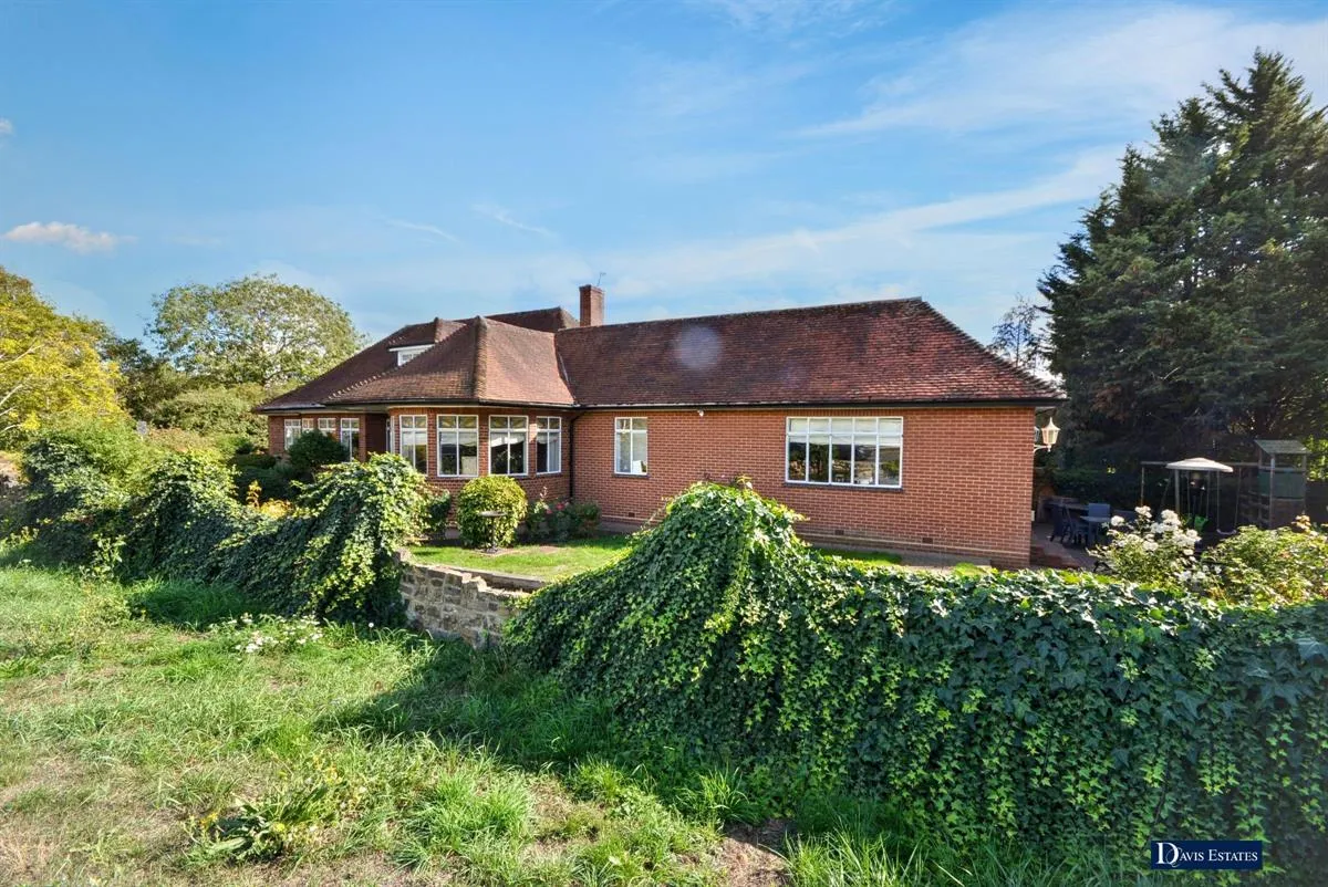Heath Drive, Exhibition Estate, RM2, photo 11