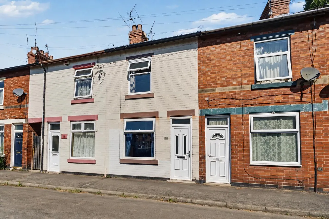 2 bed house for sale, Frederick Street, Long Eaton, NG10