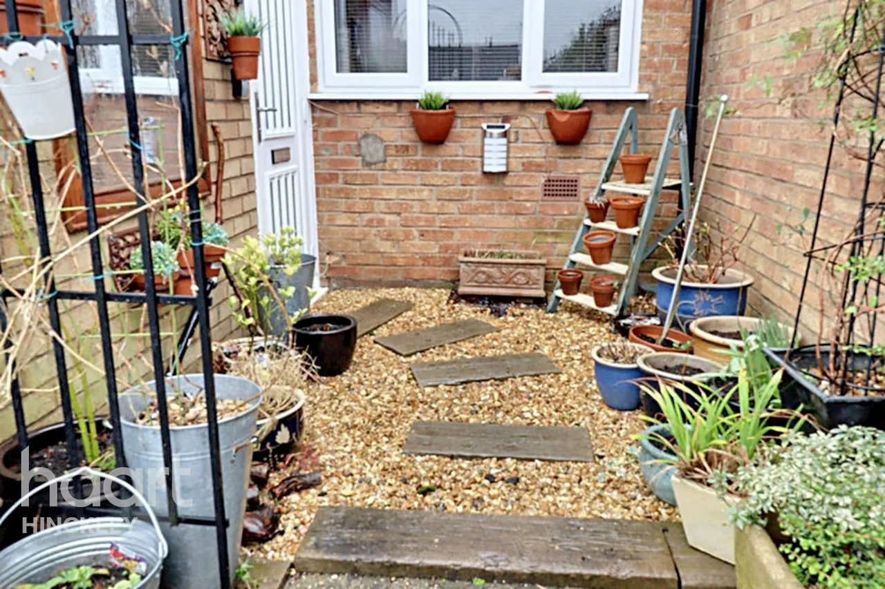 Galloway Close, Barwell, LE9, photo 9