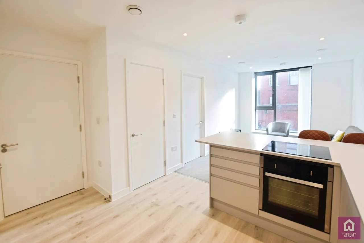 Wharf End, Trafford Park, M17, photo 7