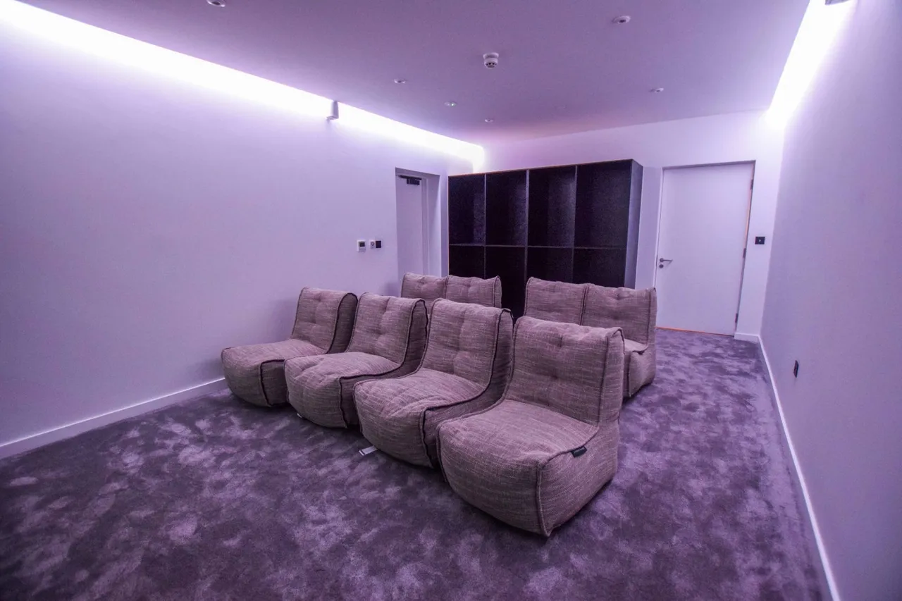 Wharf End, Trafford Park, M17, photo 17