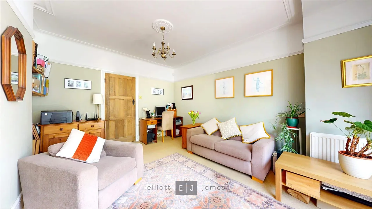 The Avenue, Loughton, photo 10