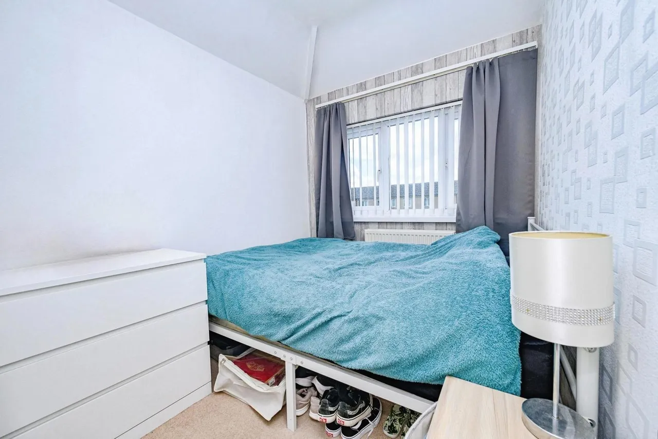 Sundon Park Road, Luton, Bedfordshire, LU3, photo 14