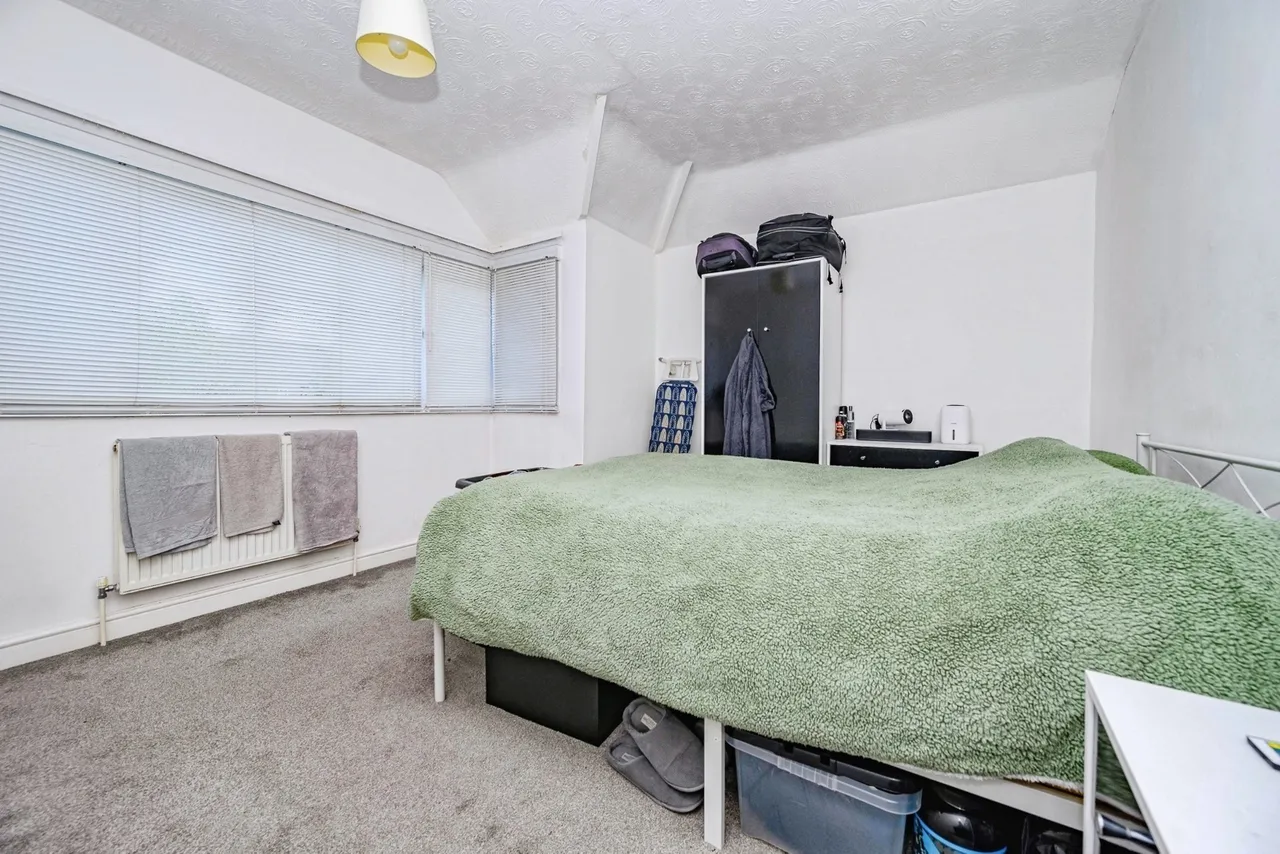 Sundon Park Road, Luton, Bedfordshire, LU3, photo 12