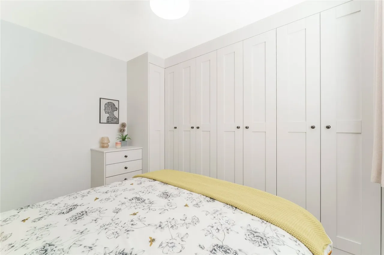 Chiltern Court, Hemsworth, WF9, photo 19