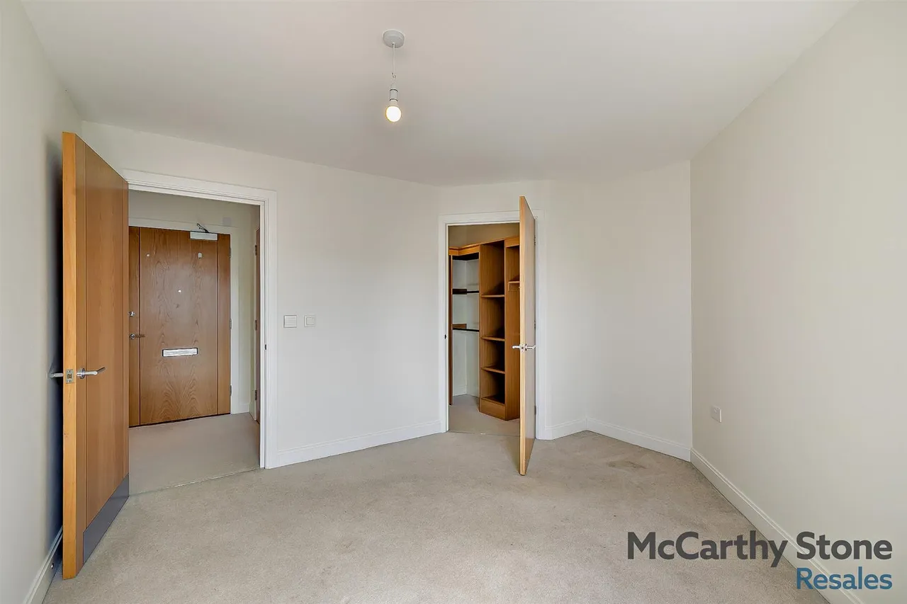 Fields Park Drive, Alcester, B49, photo 6