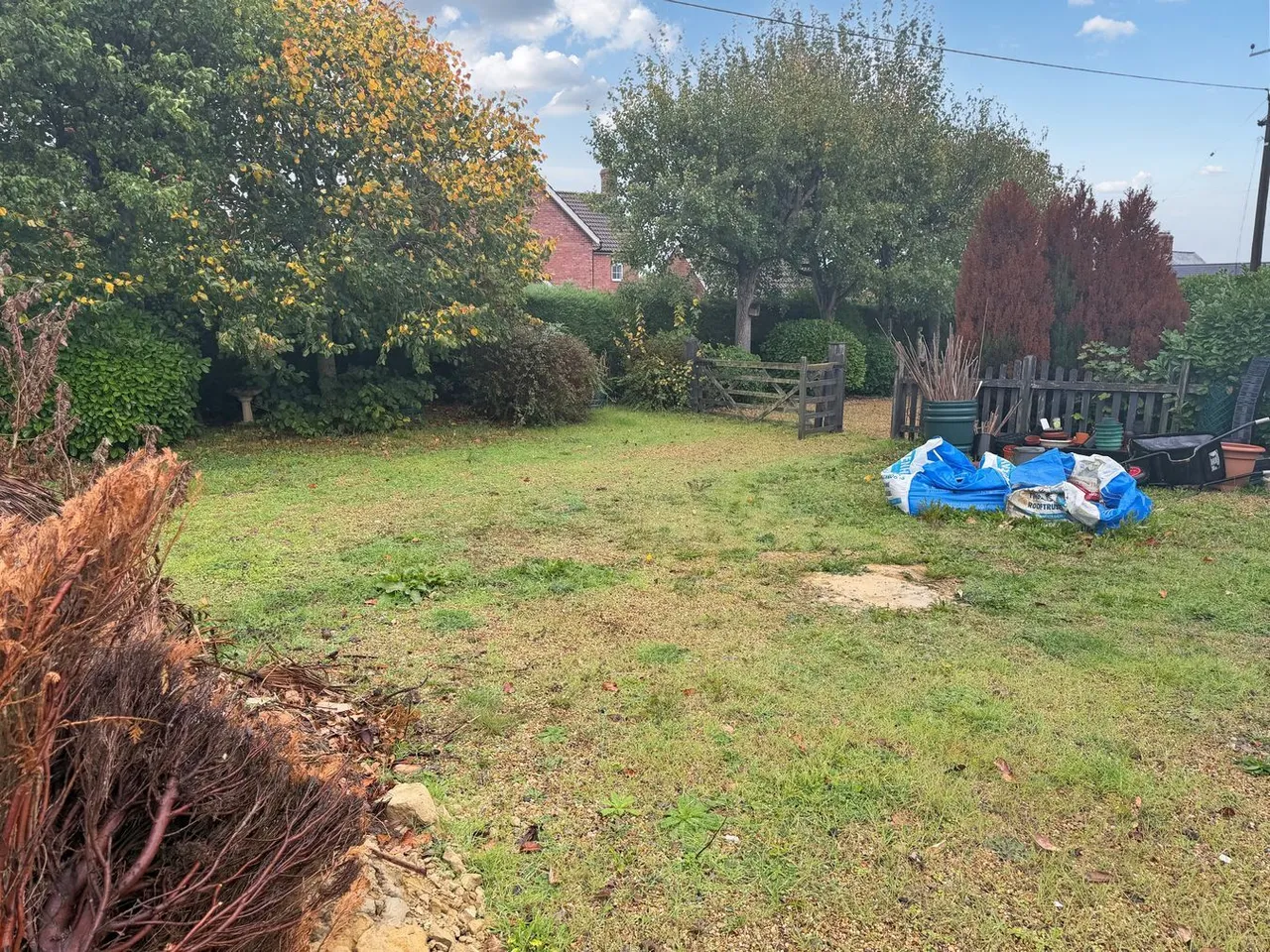 St Ediths Marsh, Bromham, SN15, photo 8