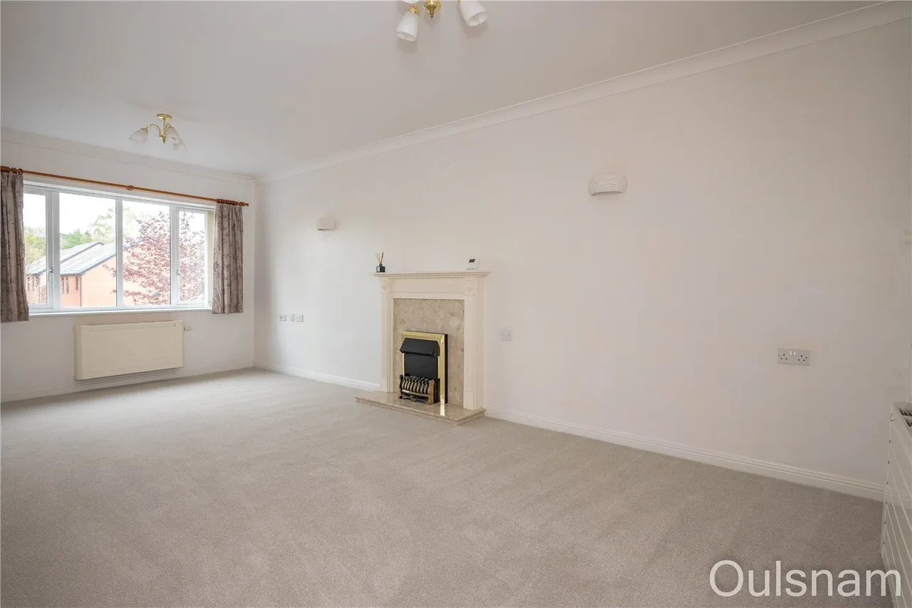 Burcot Lane, Bromsgrove, Worcestershire, B60 1AD, photo 2