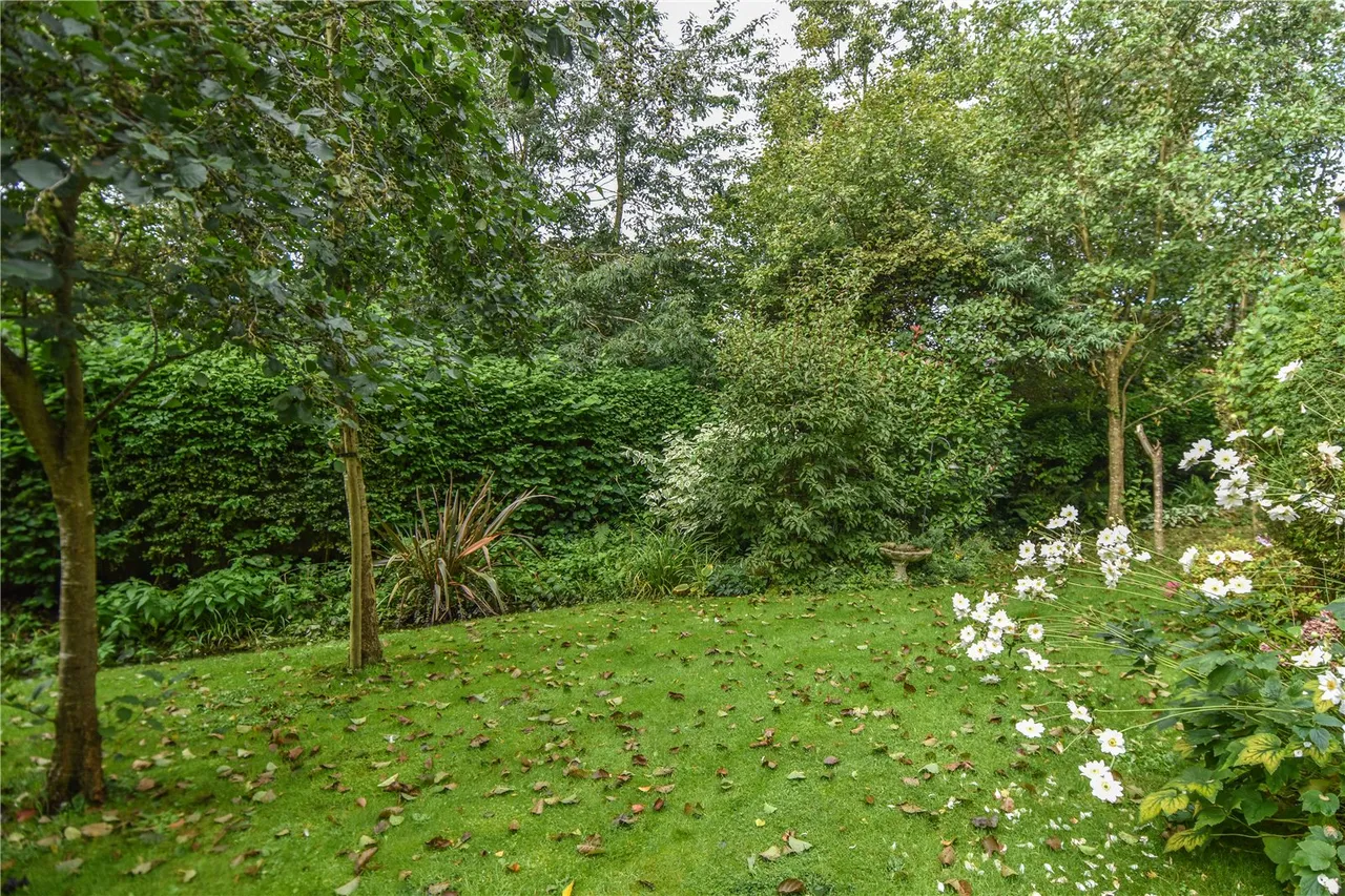 Burcot Lane, Bromsgrove, Worcestershire, B60 1AD, photo 14