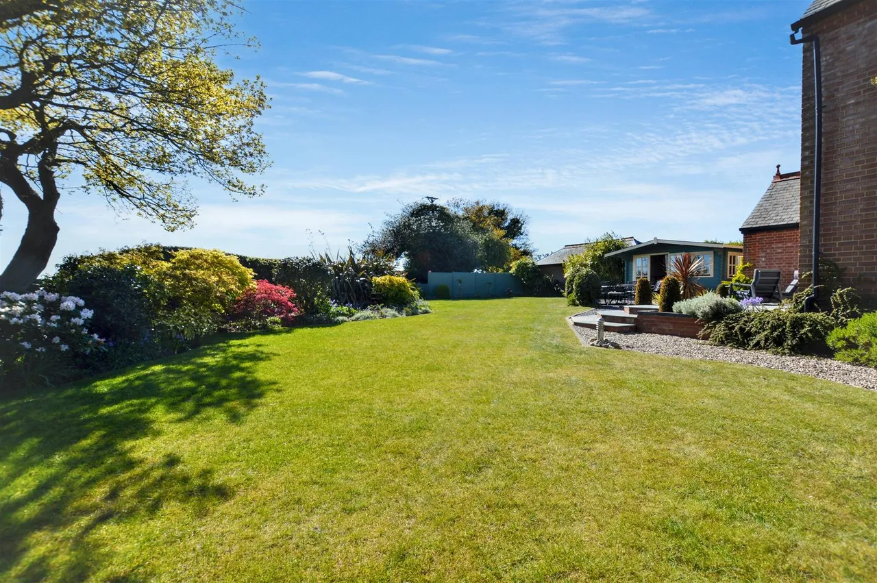 Norwich Road, Edgefield, NR24, photo 23