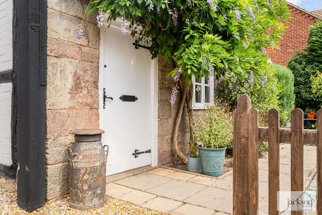 Period Cottage with Private Gardens, Marden,, Herefordshire, photo 24