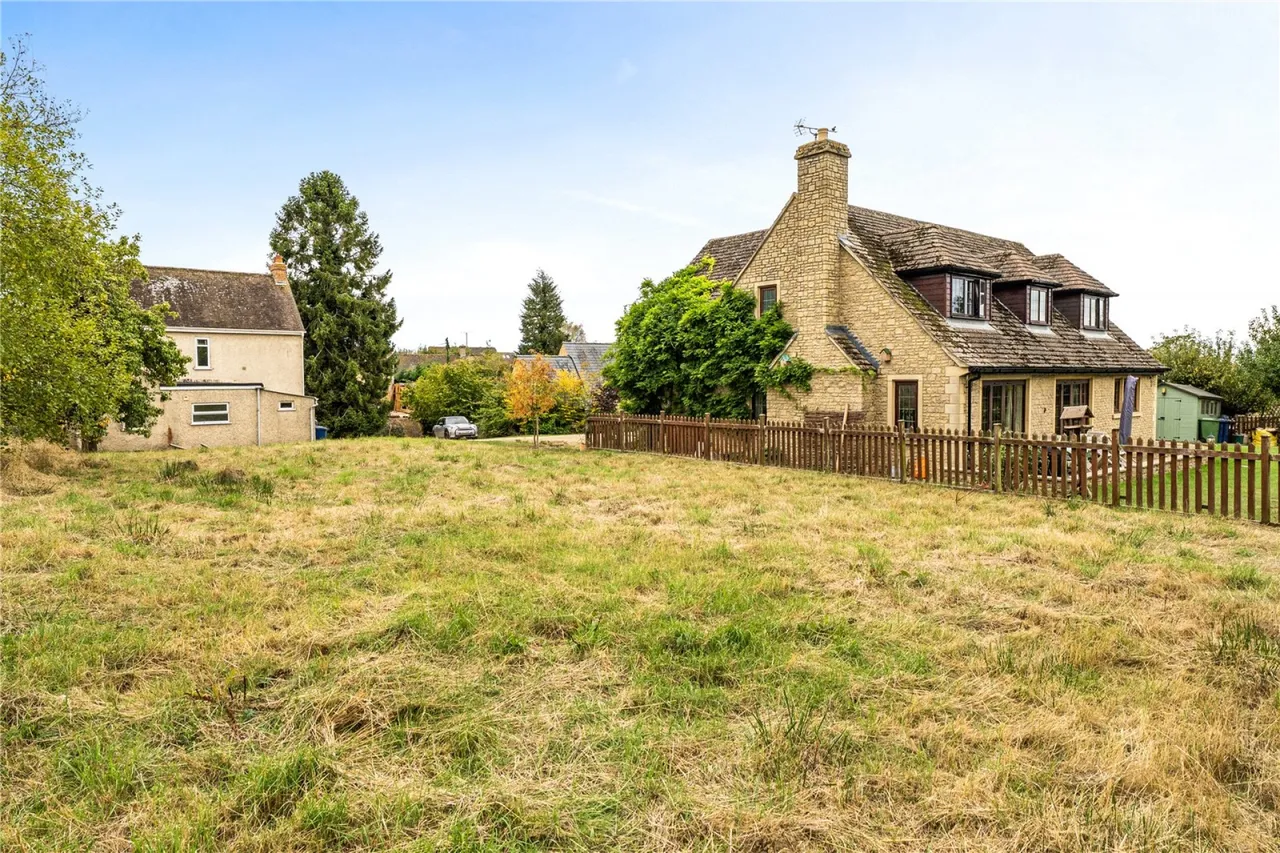 Stockwell Lane, Woodmancote, GL52, photo 16
