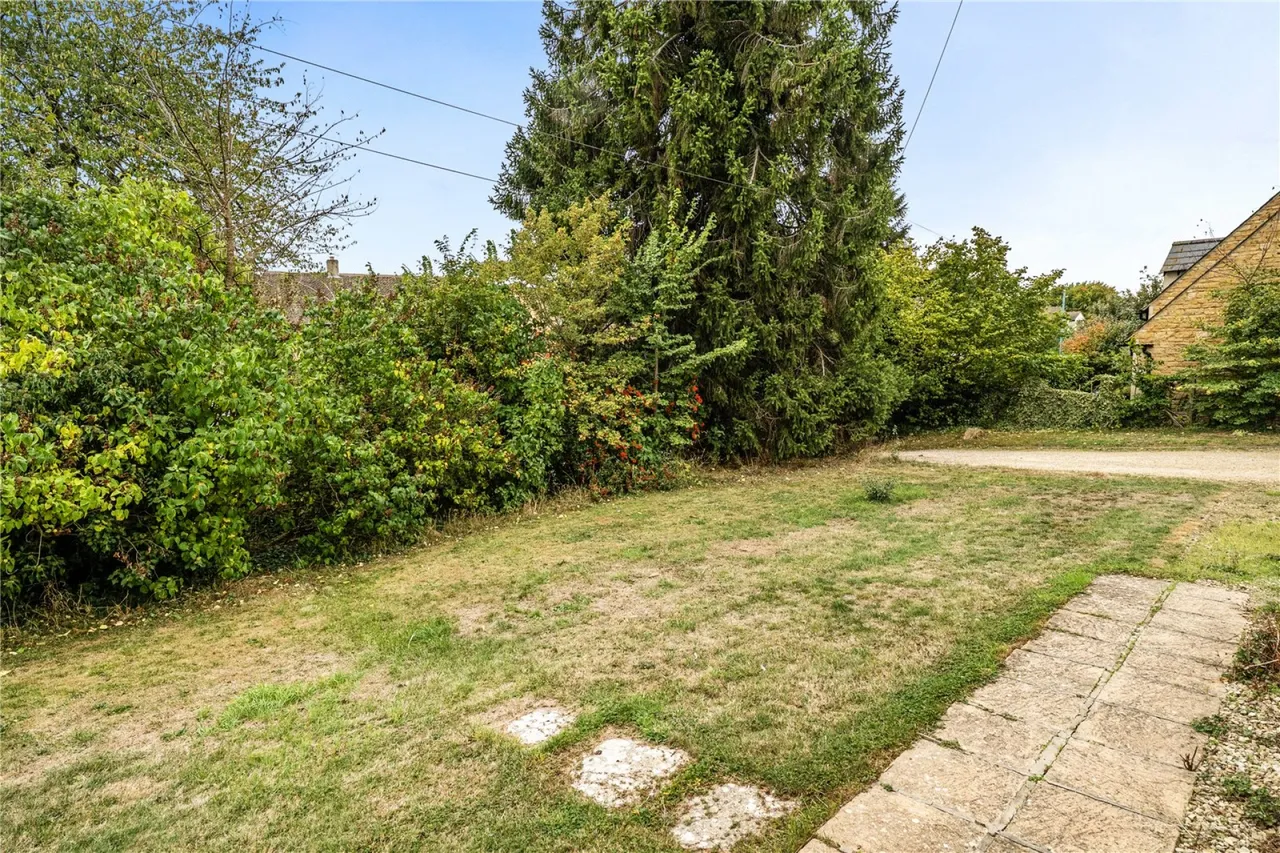 Stockwell Lane, Woodmancote, GL52, photo 13