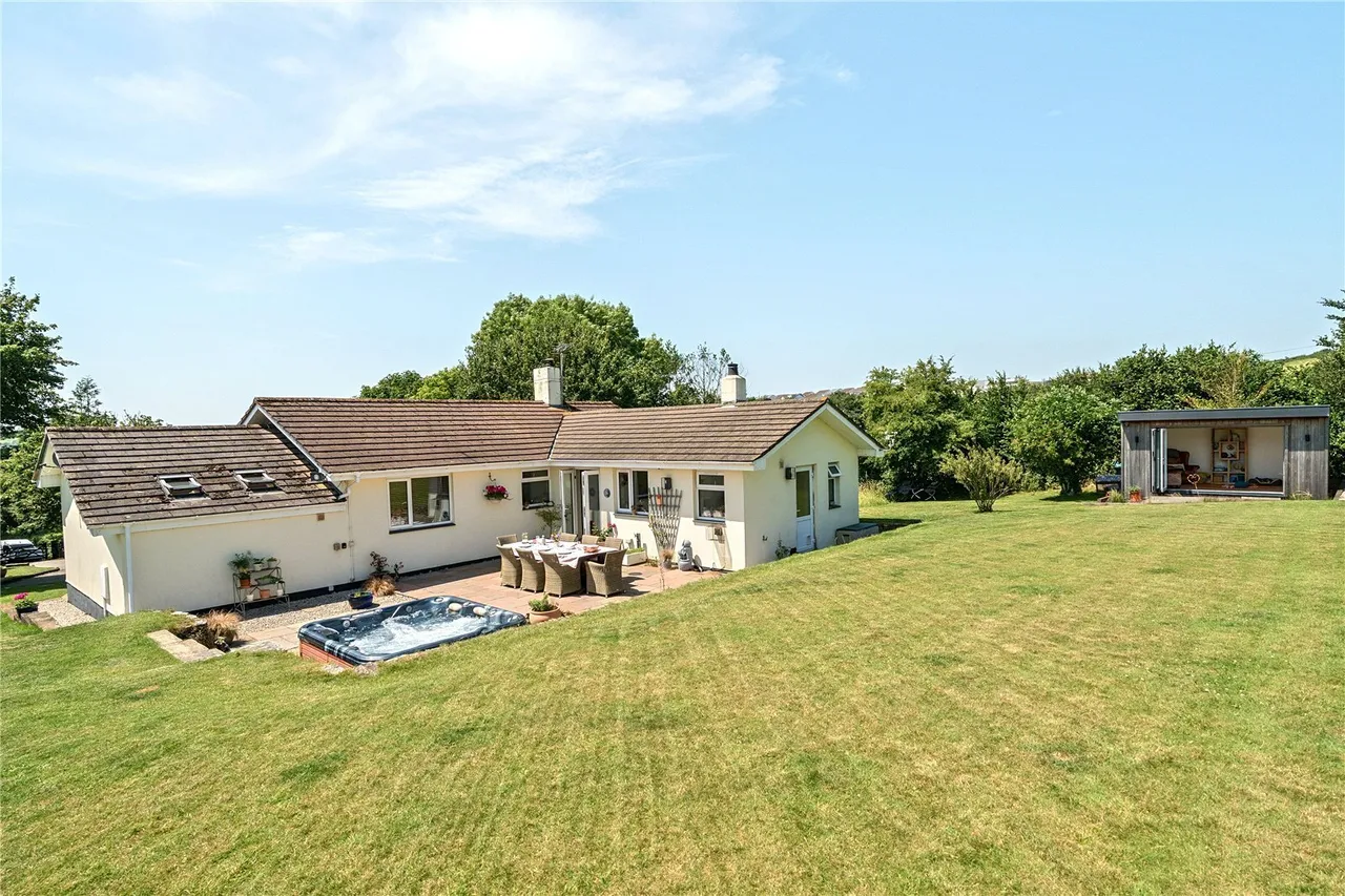 Treworder Lane, Egloshayle, PL27, photo 17