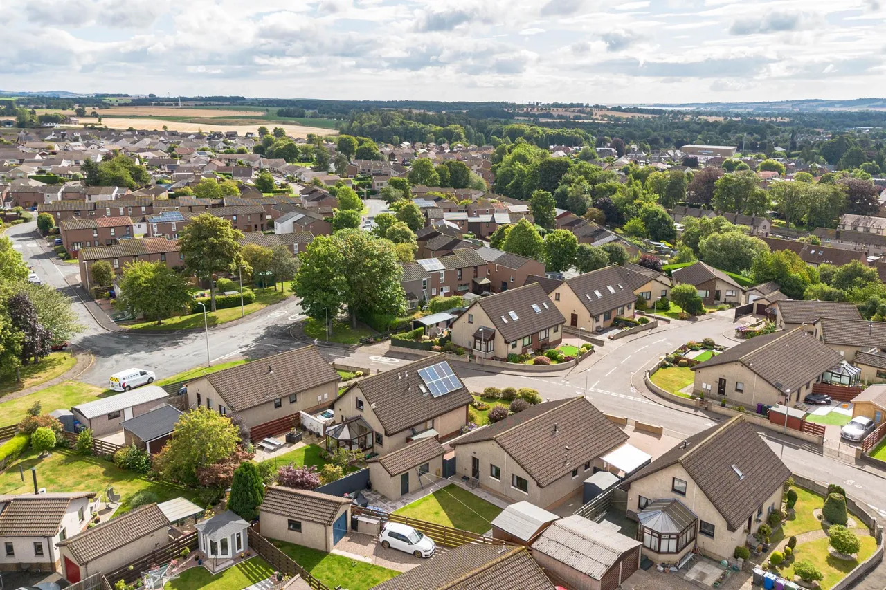 Mackenzie Gardens, Brechin, DD9, photo 30