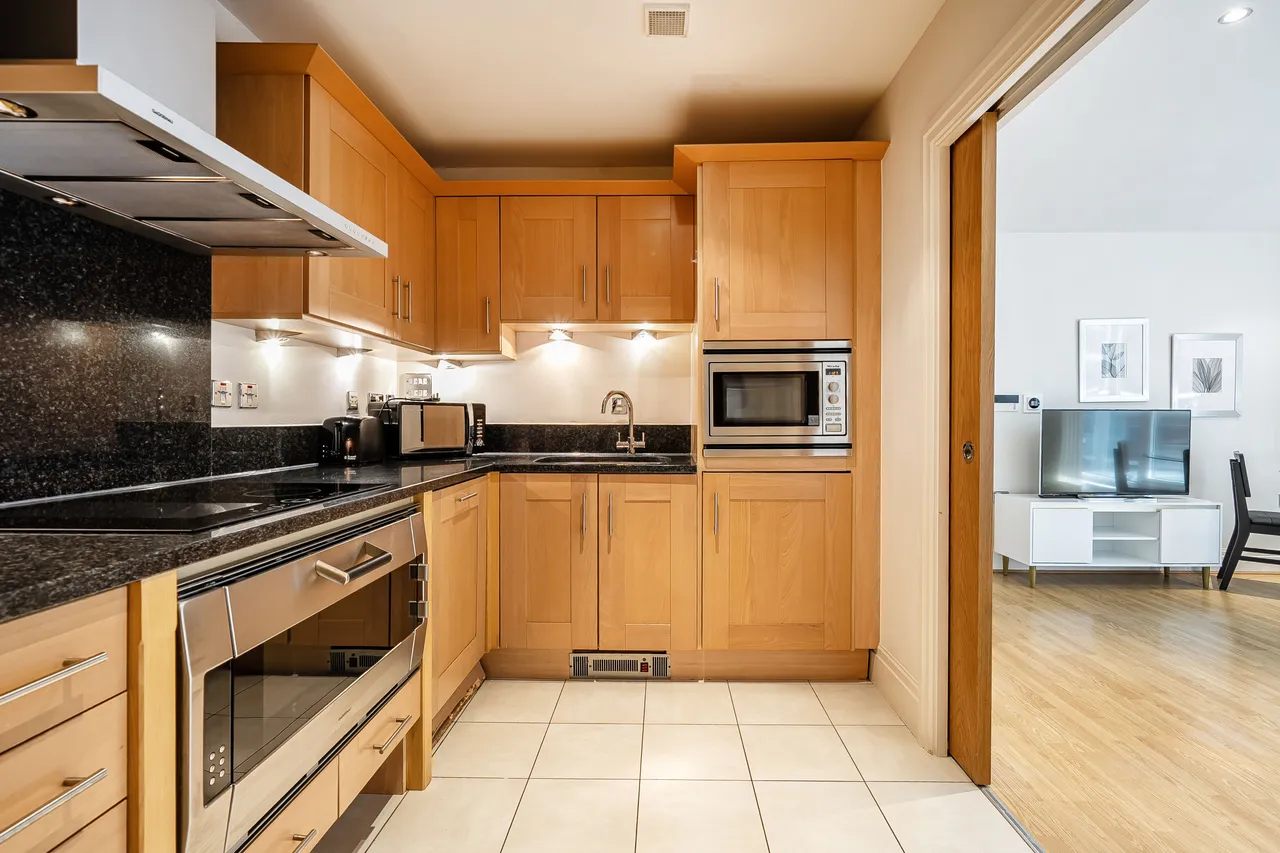 London, SW6, photo 13