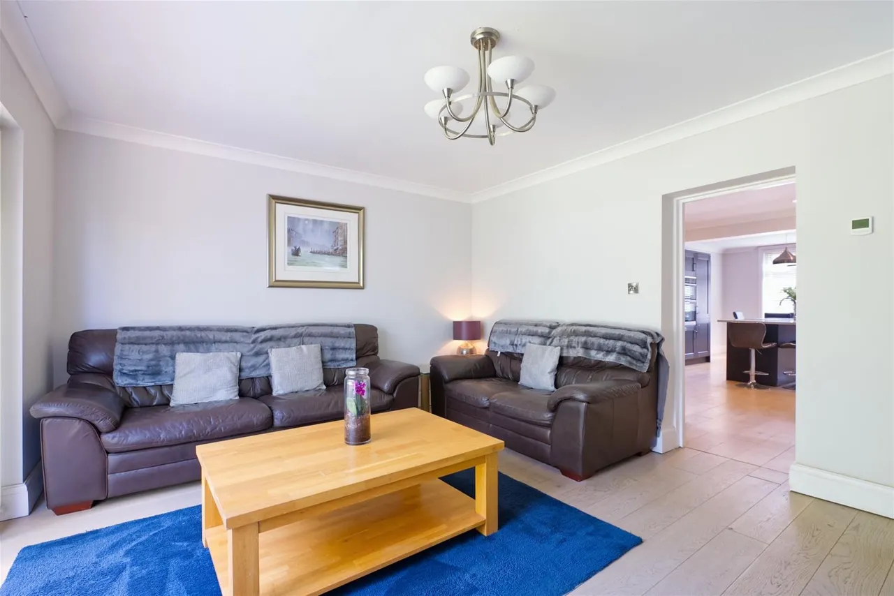 Winterpit Lane, Horsham, West Sussex RH13 6NA, photo 11