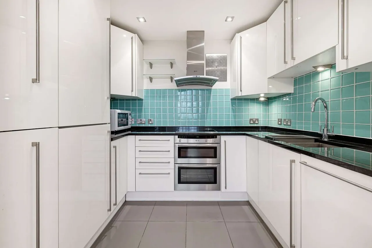 Queen's Gate Terrace, London, SW7 5PR, photo 2