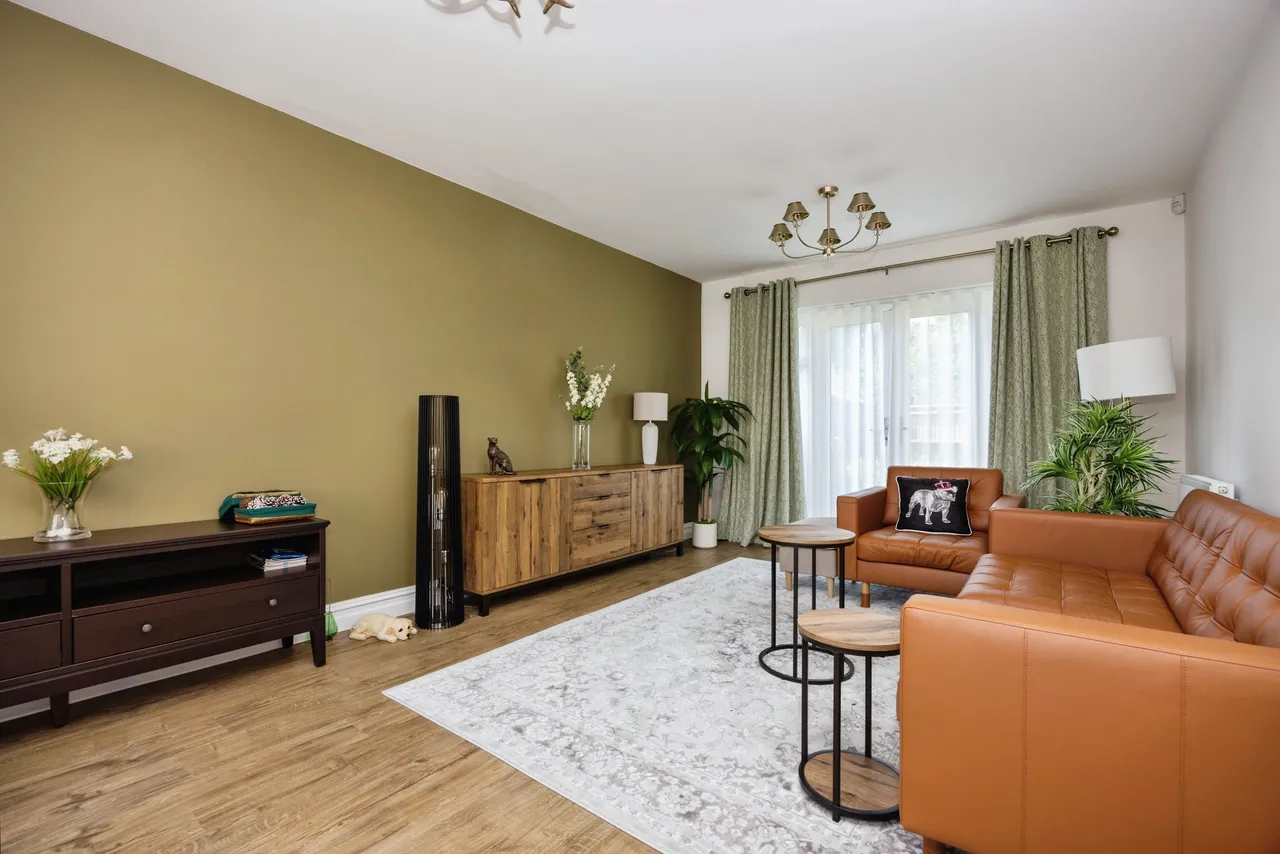 Charlie Close, Cranleigh, GU6, photo 5