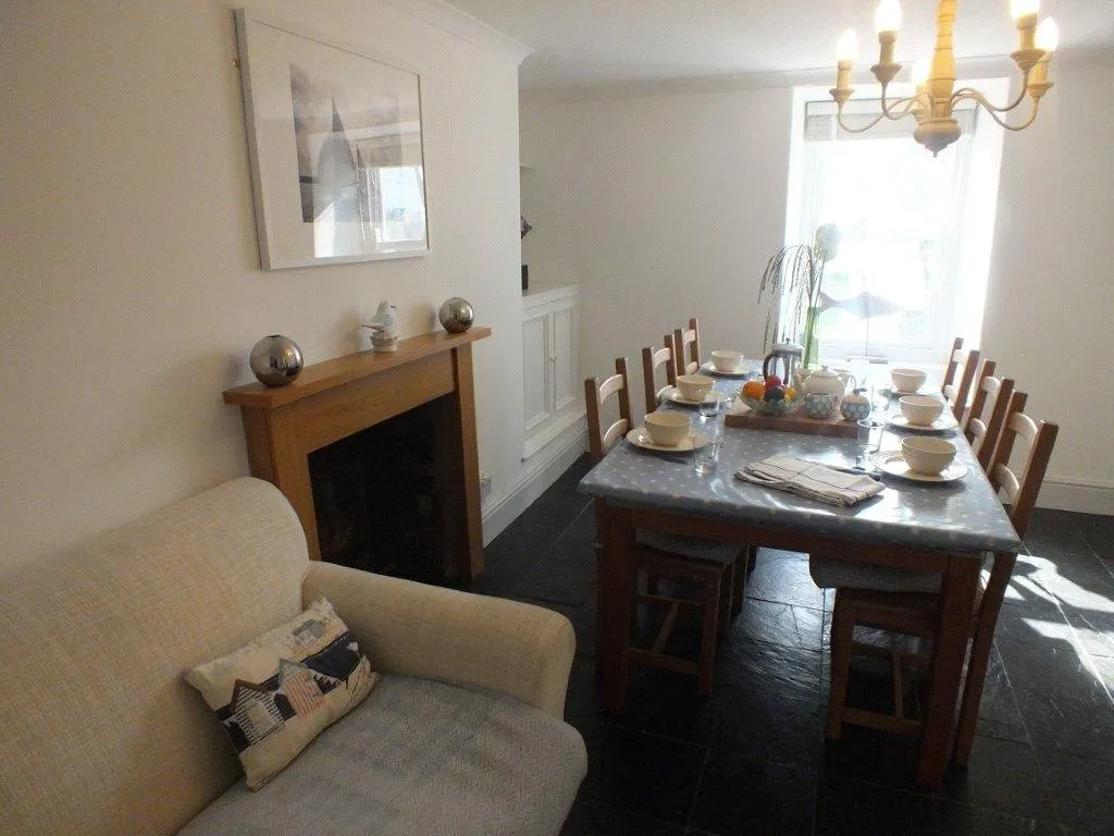 Hill Terrace, Fishguard, SA65, photo 6