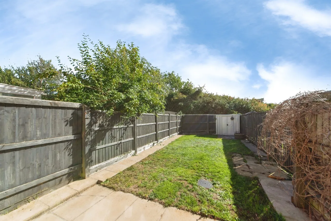 Juniper Way, Sleaford, NG34, photo 2