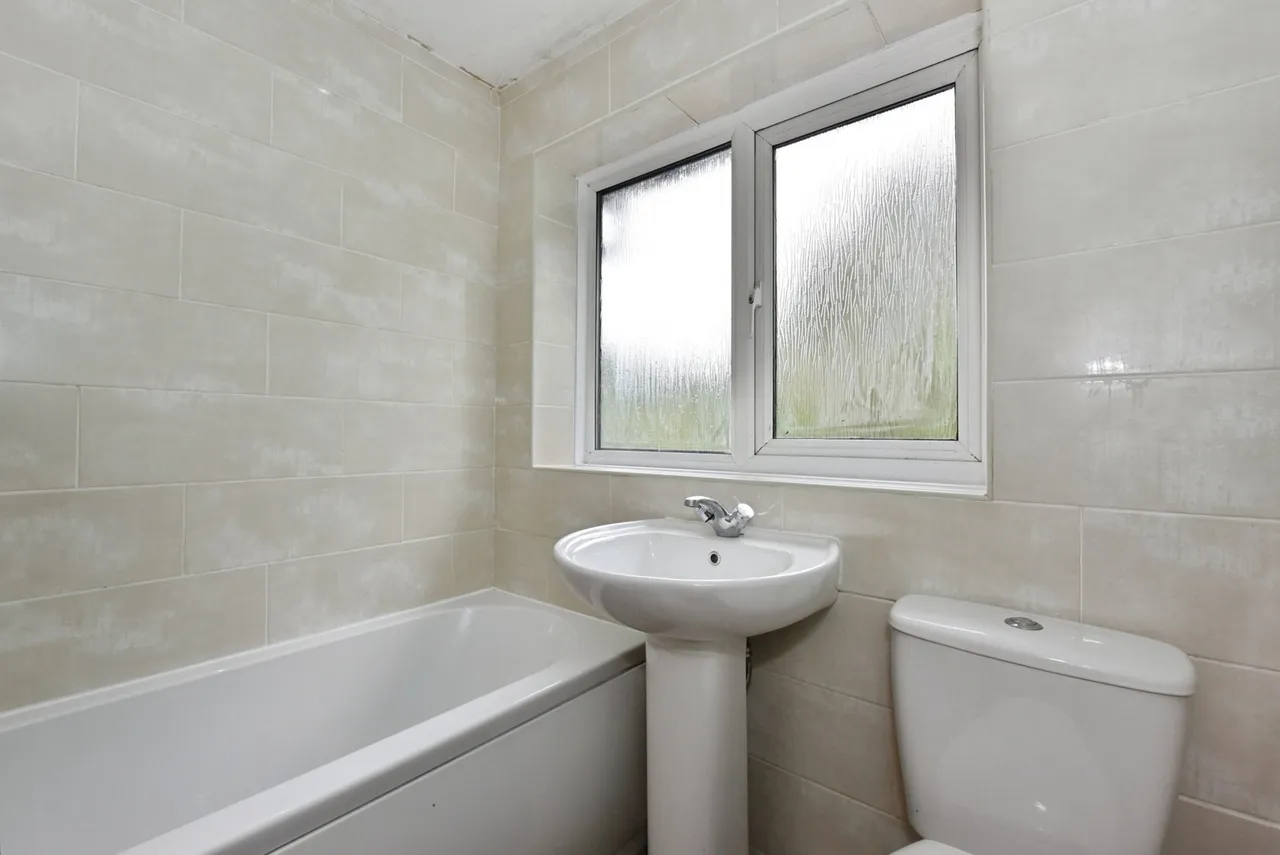 Peakdale Crescent, Sheffield, South Yorkshire, S12, photo 8