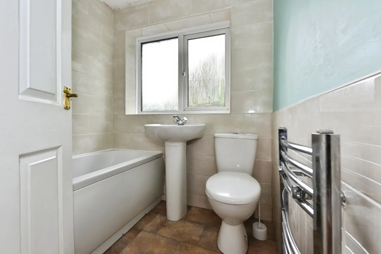Peakdale Crescent, Sheffield, South Yorkshire, S12, photo 5