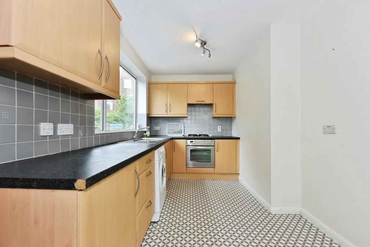 Peakdale Crescent, Sheffield, South Yorkshire, S12, photo 12