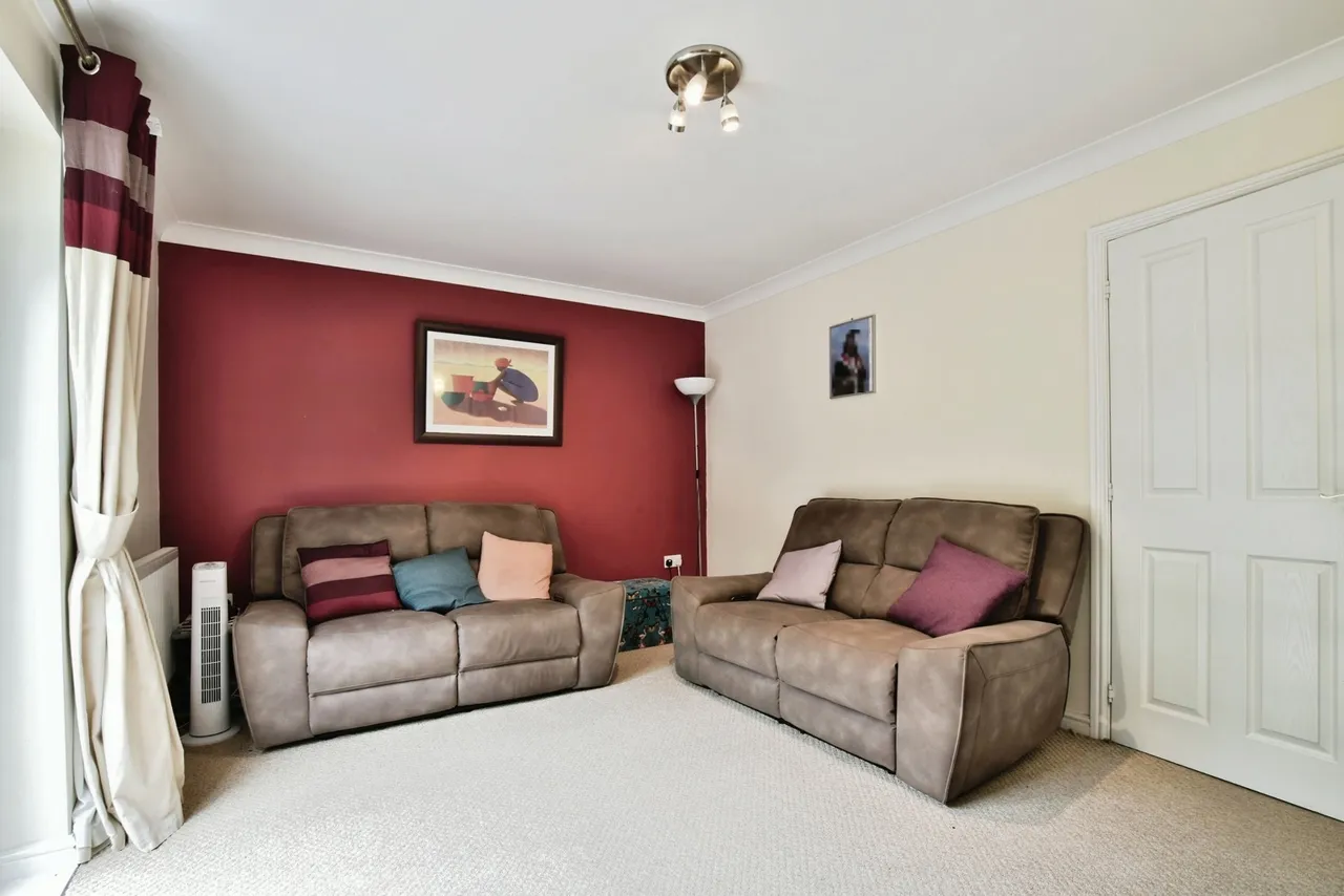 Lawnhurst Avenue, Wythenshawe, Manchester, M23, photo 16