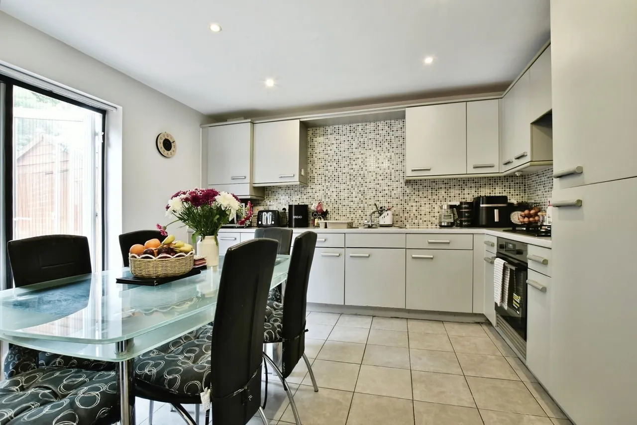 Lawnhurst Avenue, Wythenshawe, Manchester, M23, photo 14