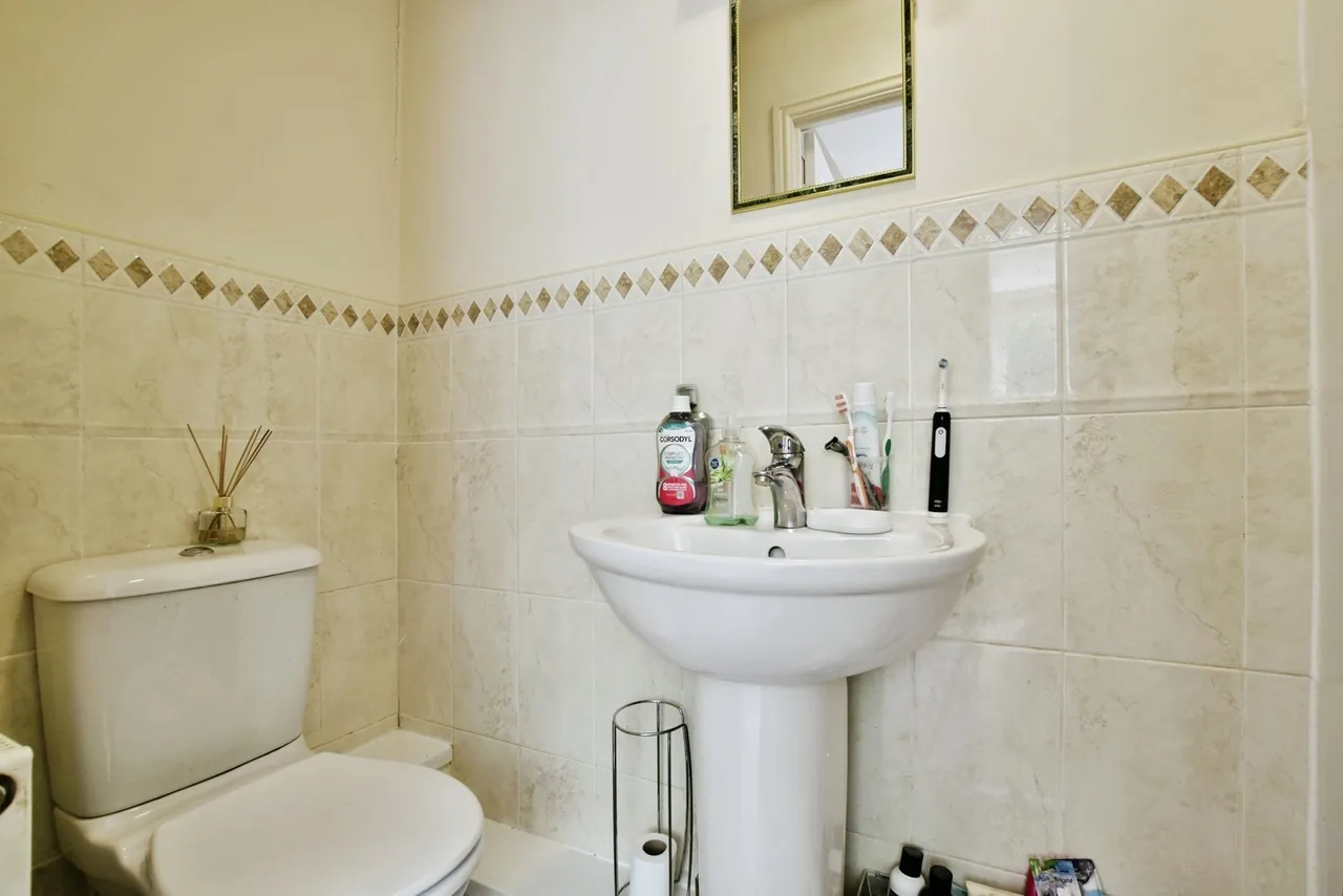 Lawnhurst Avenue, Wythenshawe, Manchester, M23, photo 18