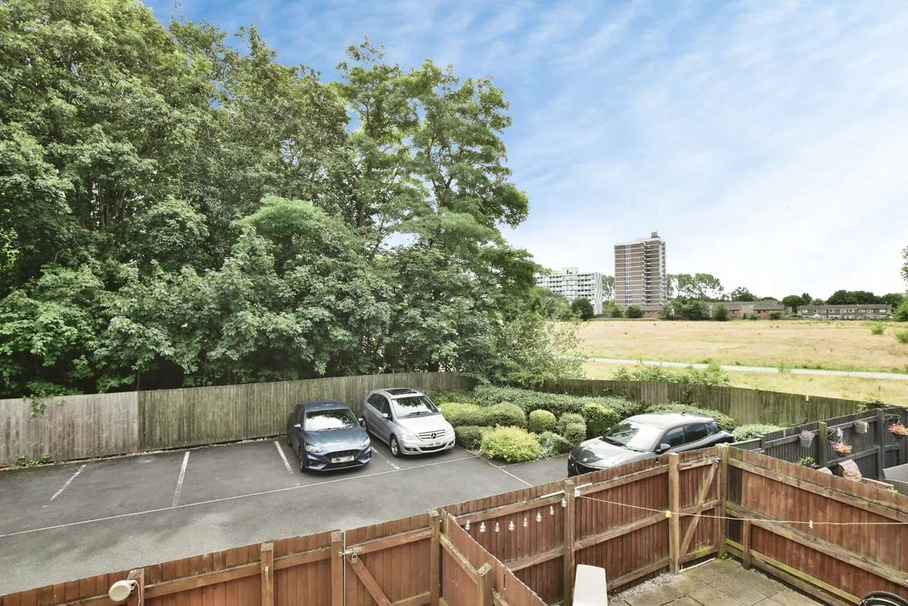 Lawnhurst Avenue, Wythenshawe, Manchester, M23, photo 22