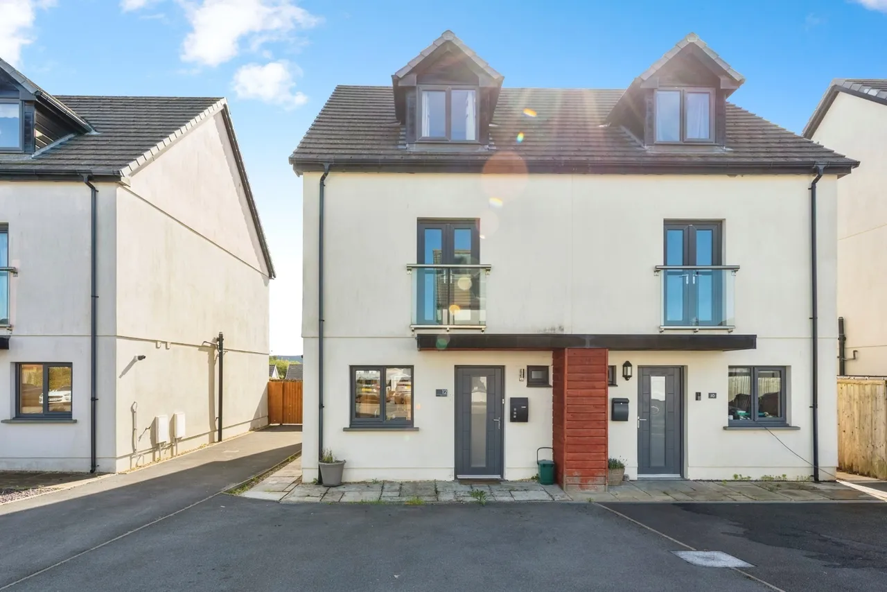 3 bed house for sale, Llys Y Foryd, Kidwelly, SA17