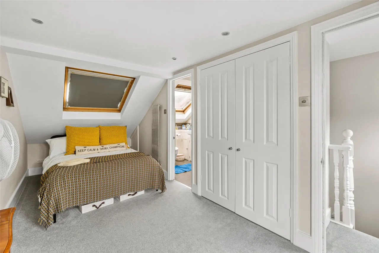 Campbell Road, Twickenham, TW2, photo 8