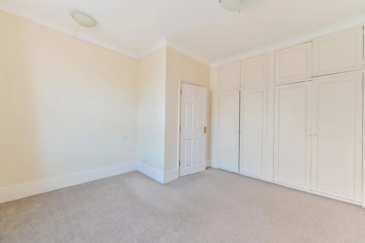 Second Floor, 21 Elsham Road, London, photo 7