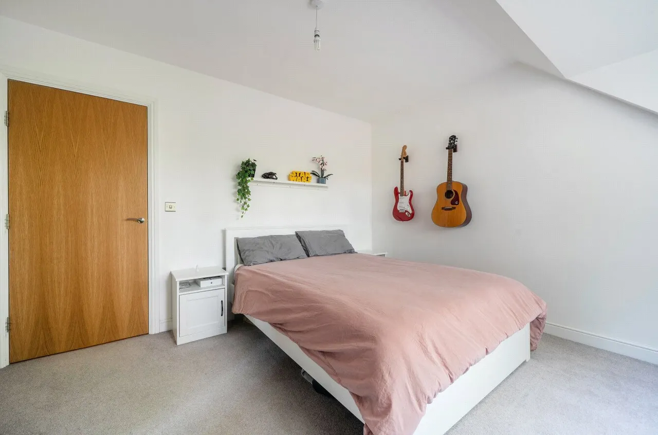 Arnett Avenue, Finchampstead, RG40, photo 9