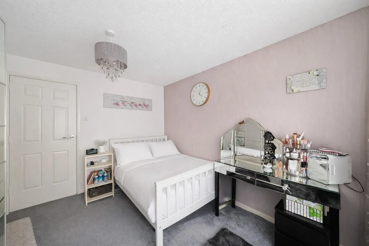 Charles Barry Close, London, SW4, photo 9