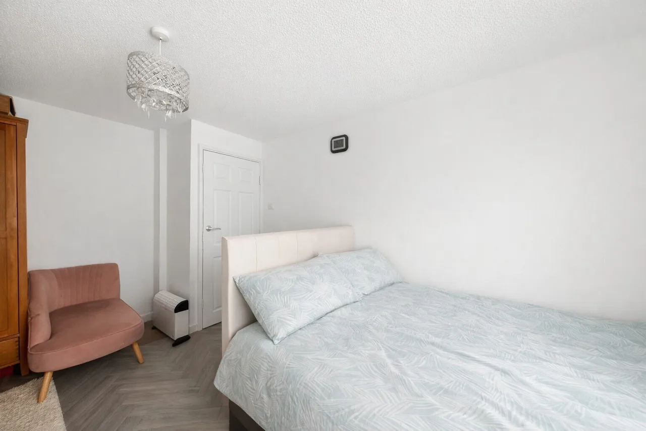Charles Barry Close, London, SW4, photo 12