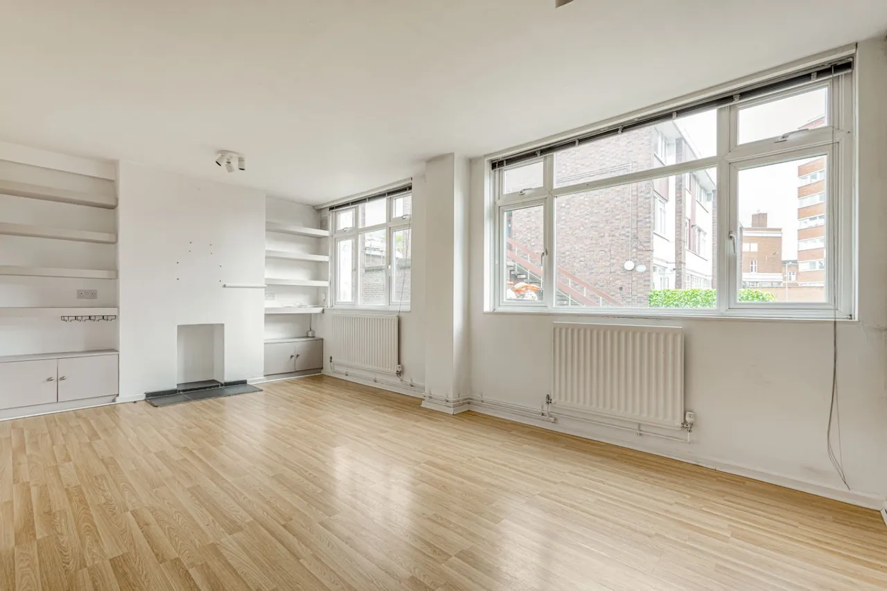 Shoreham Close, London, SW18, photo 4