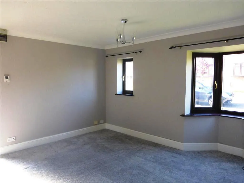 Holly Court, Harworth, DN11, photo 5