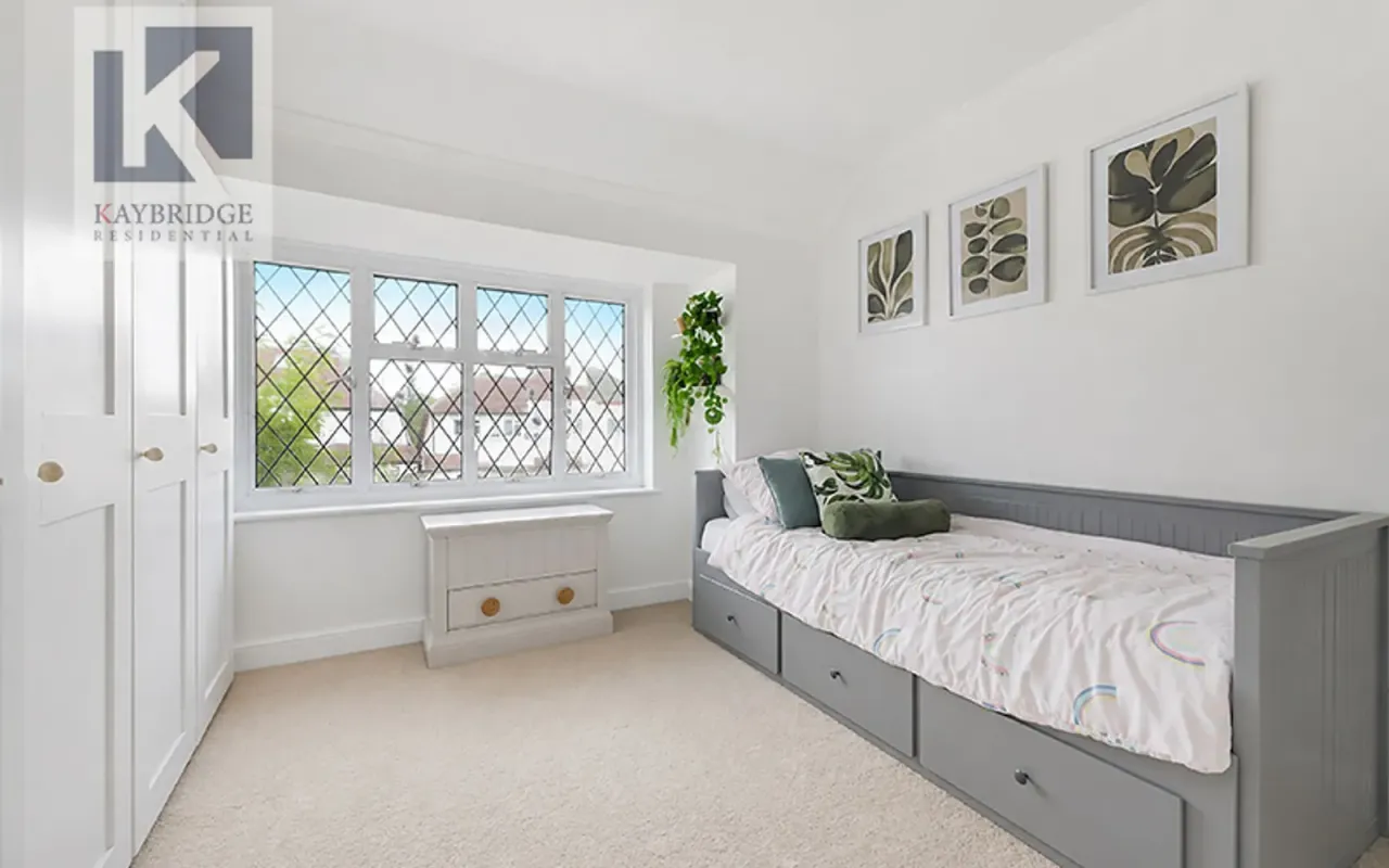 Grafton Road, Worcester Park, KT4, photo 9