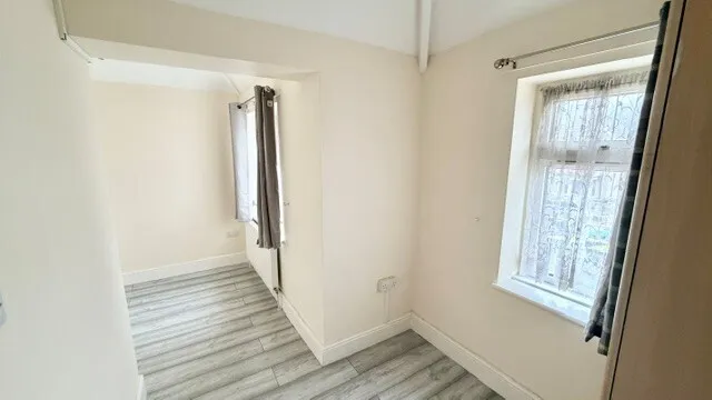 Reede Road, Dagenham, RM10 8DT, photo 11