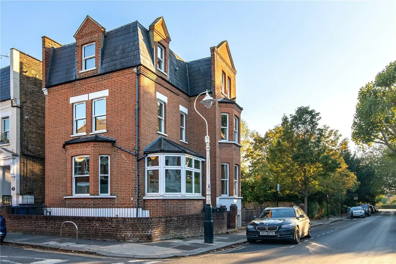 8 bed house for sale, Lammas Park Road, Ealing, W5