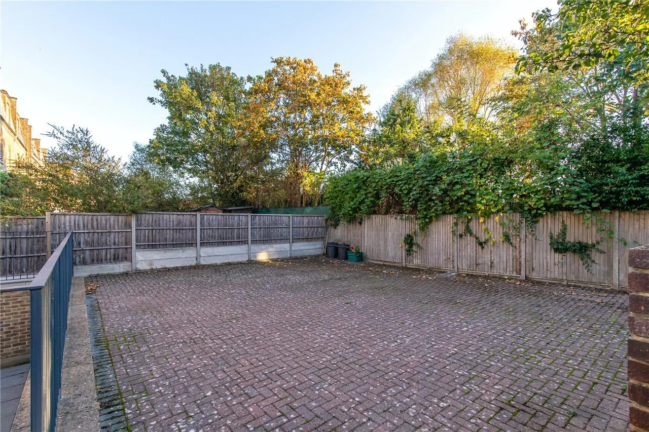 Lammas Park Road, Ealing, W5, photo 21