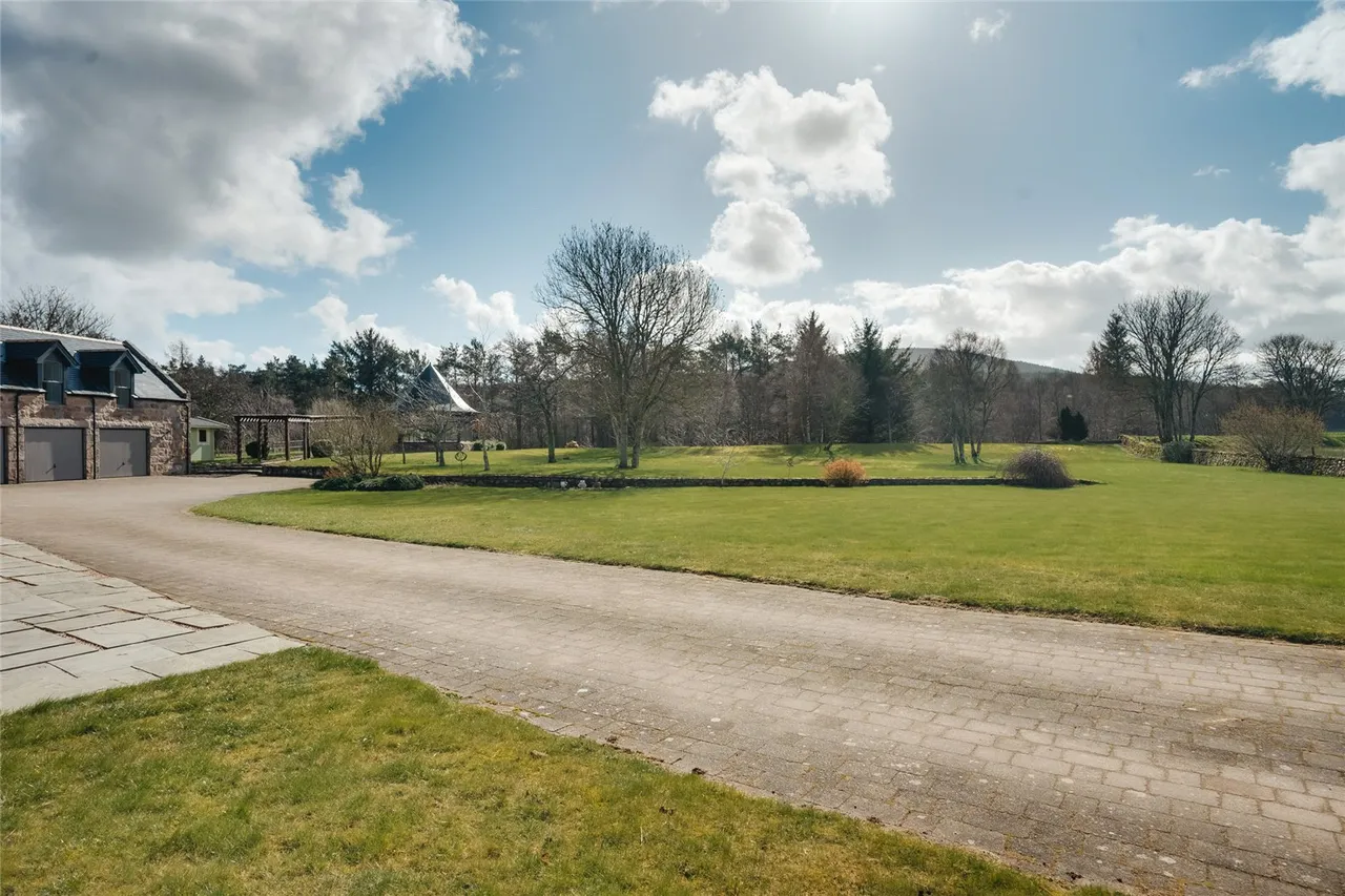 River Cottage, Mill Of Haugh, AB31, photo 32