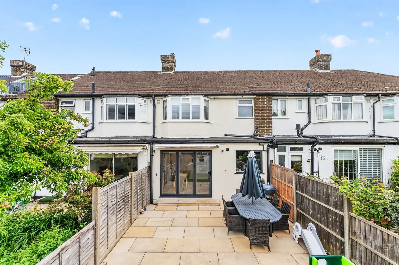 Dudley Drive, Morden, SM4, photo 15